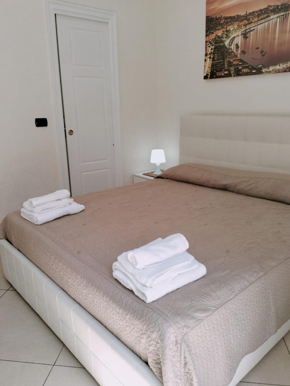 Bed and Breakfast La Dolce Dimora Neapol Pokoj fotografie
